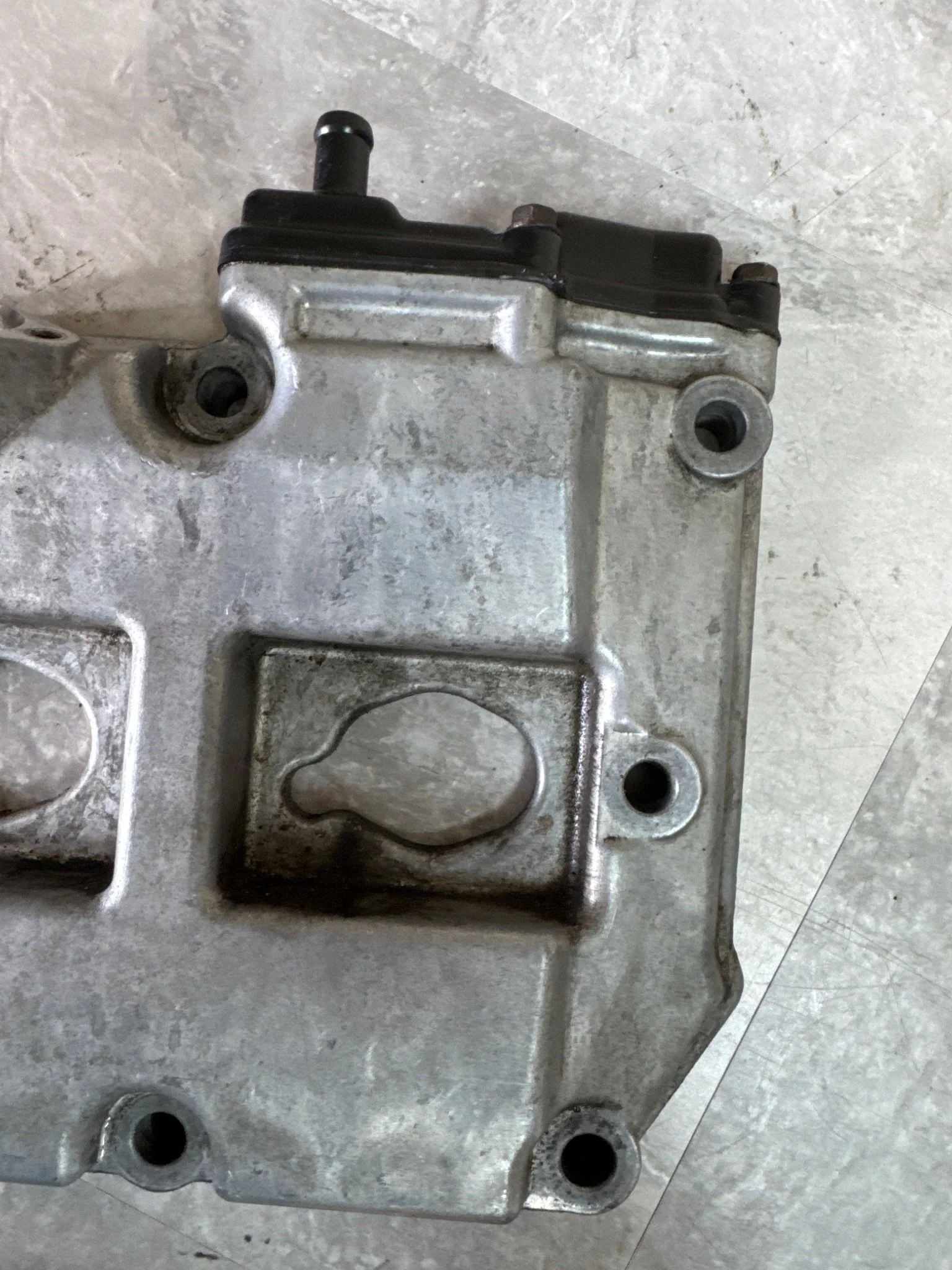 2002-2005 Subaru Impreza WRX LH OEM Driver Side Valve Cover (02 WRX - Image 3