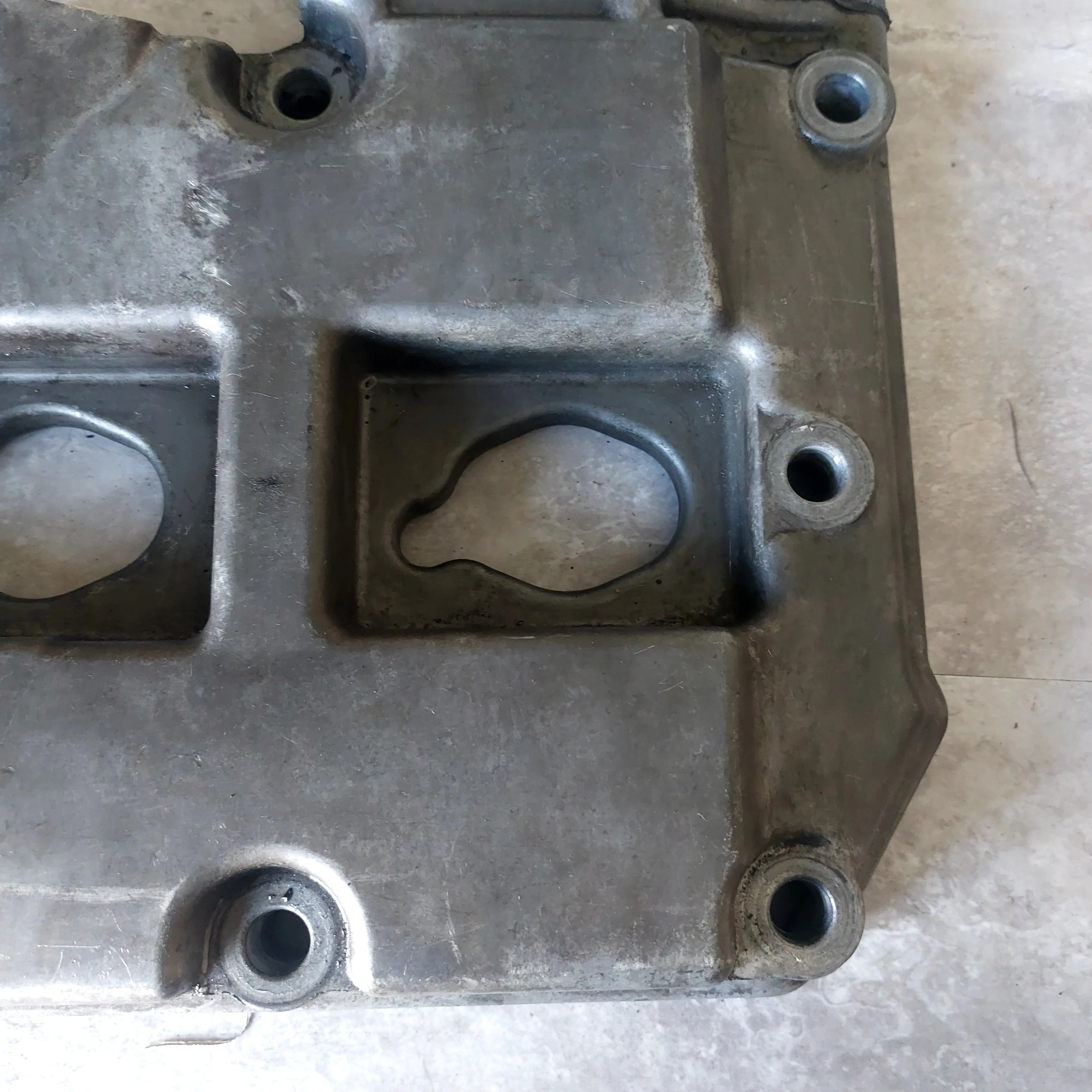 2002-2005 Subaru Impreza WRX LH OEM Driver Side Valve Cover - Image 3