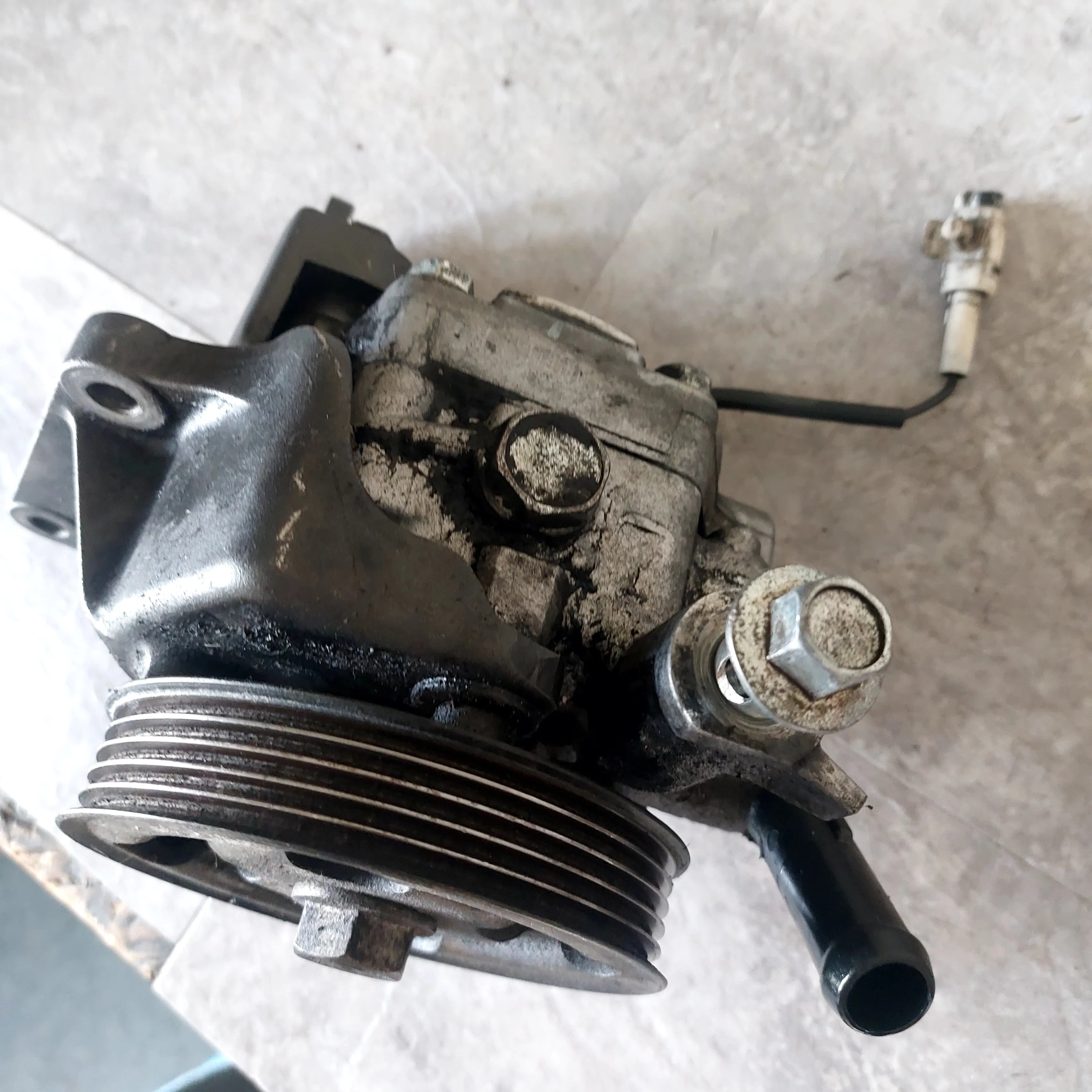 2008- 2021 Subaru WRX STi Power OEM Steering Pump Bracket KOYO EJ - Image 4