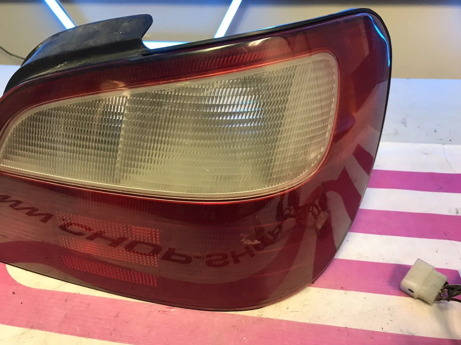 2002-2003 Subaru Impreza WRX RH OEM Side Tail Light Assembly Sedan - Image 3
