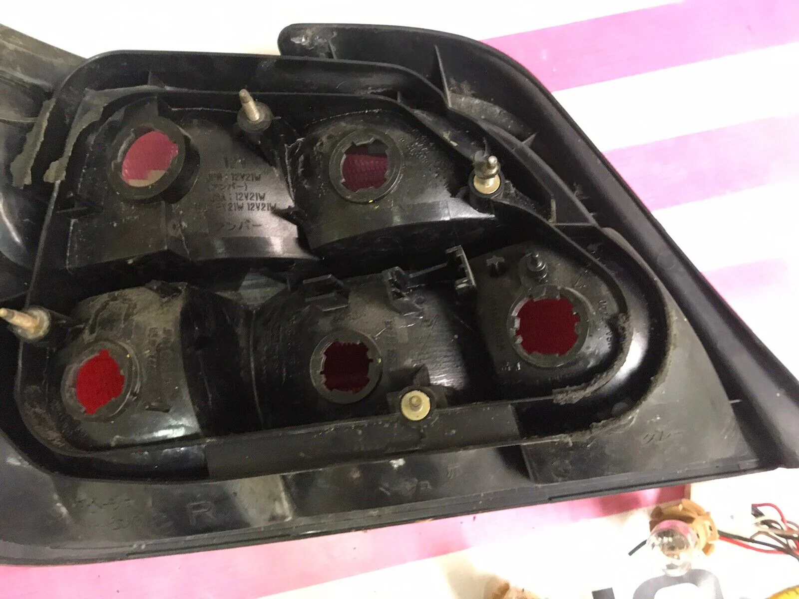 2002-2003 Subaru Impreza WRX RH OEM Side Tail Light Assembly Sedan - Image 7
