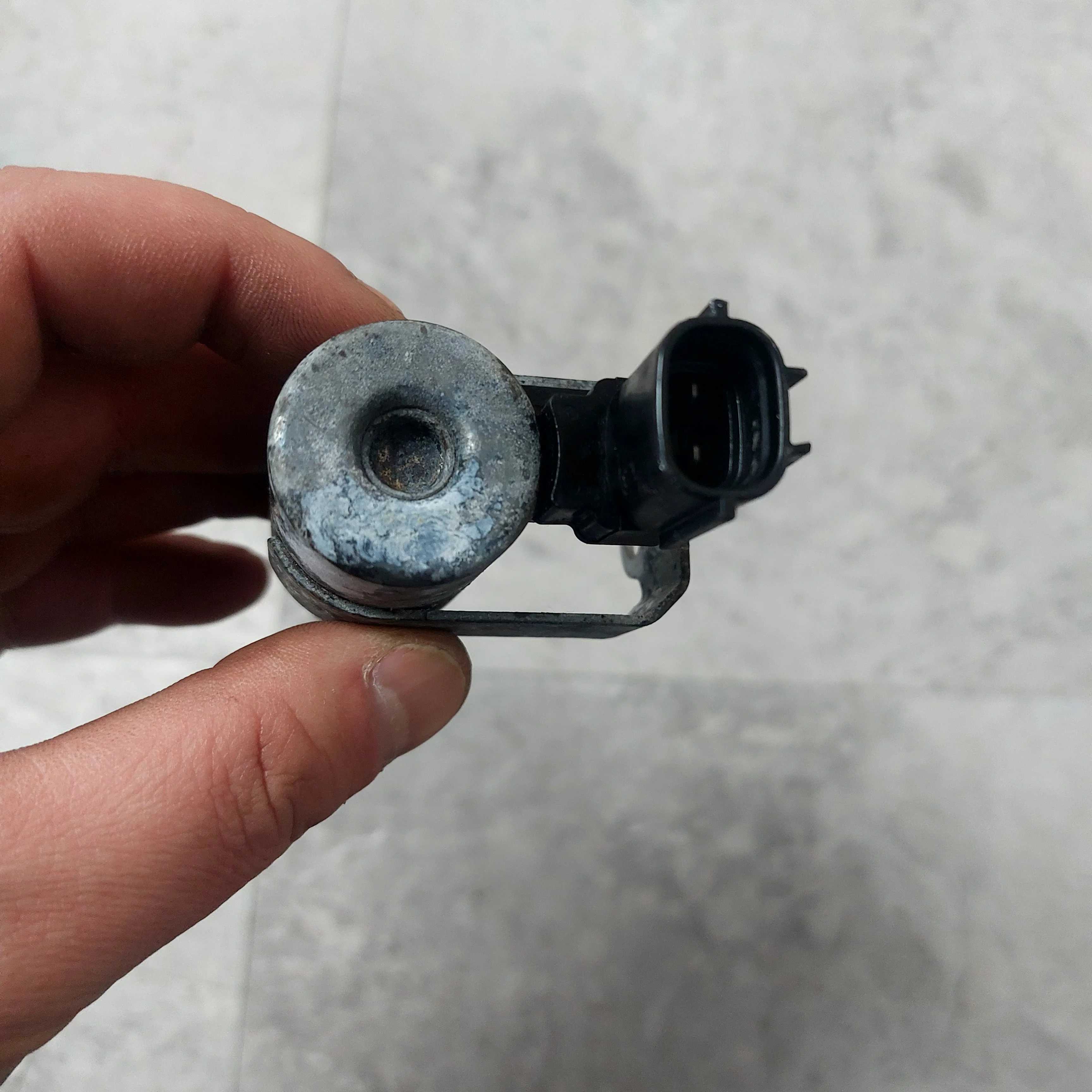 Subaru WRX STi Forester AVCS Oil Control Valve Solenoid LGT XT K2-v - Image 2