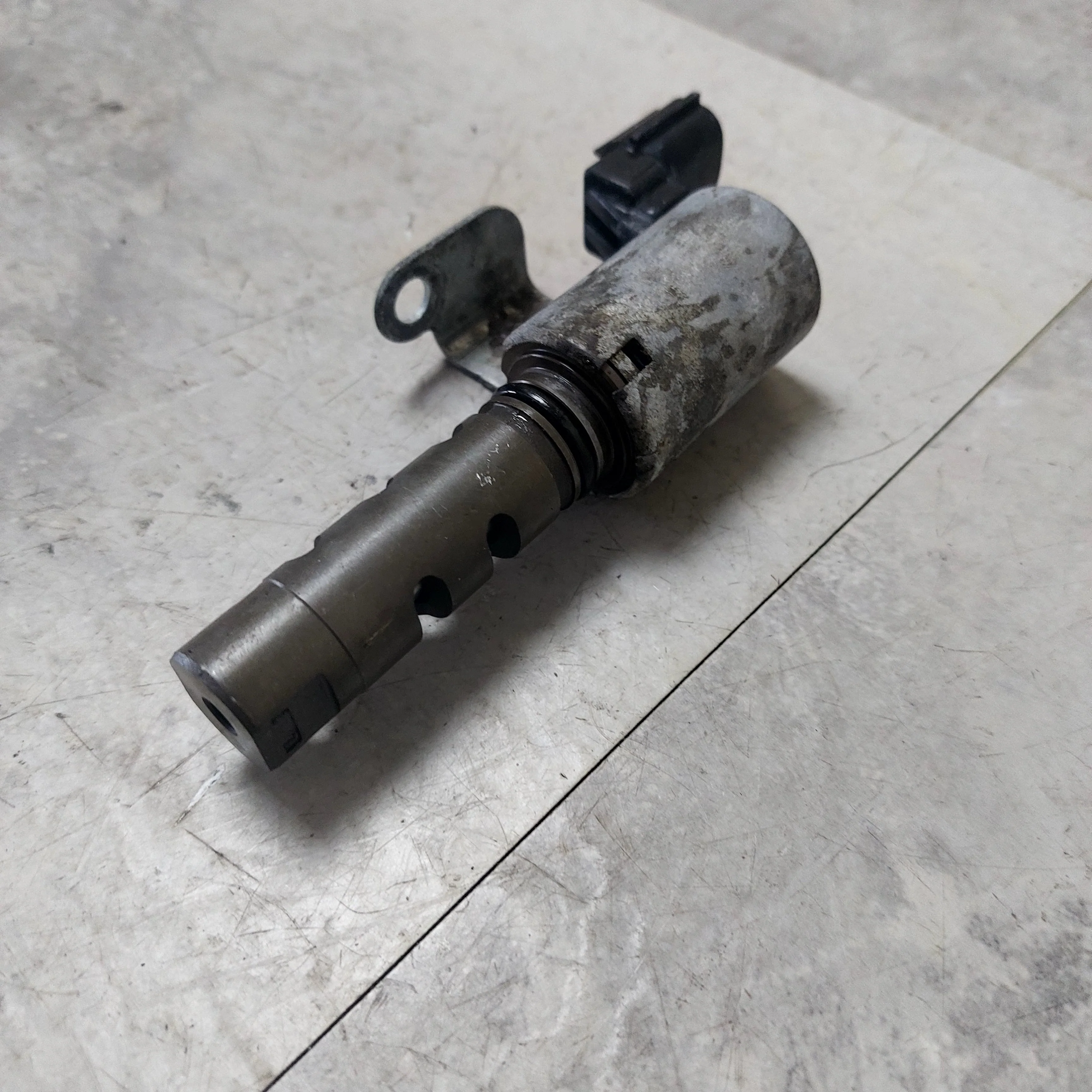 OEM Subaru WRX STi Forester AVCS Oil Control Valve Solenoid LGT XT - Image 3