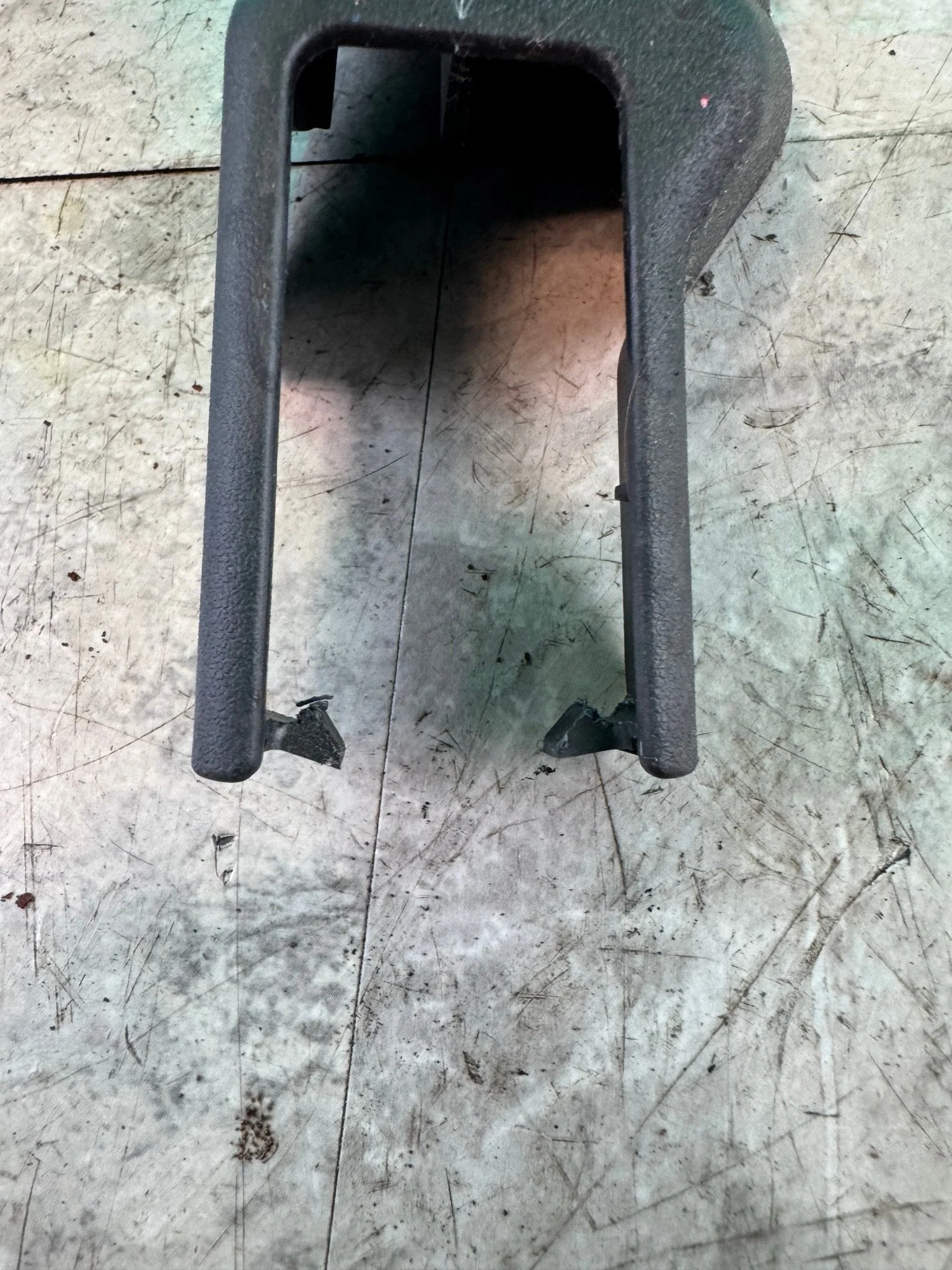 2002-2007 Subaru Front Left Seat OEM Rail Cover Wrx/sti B5 - Image 2