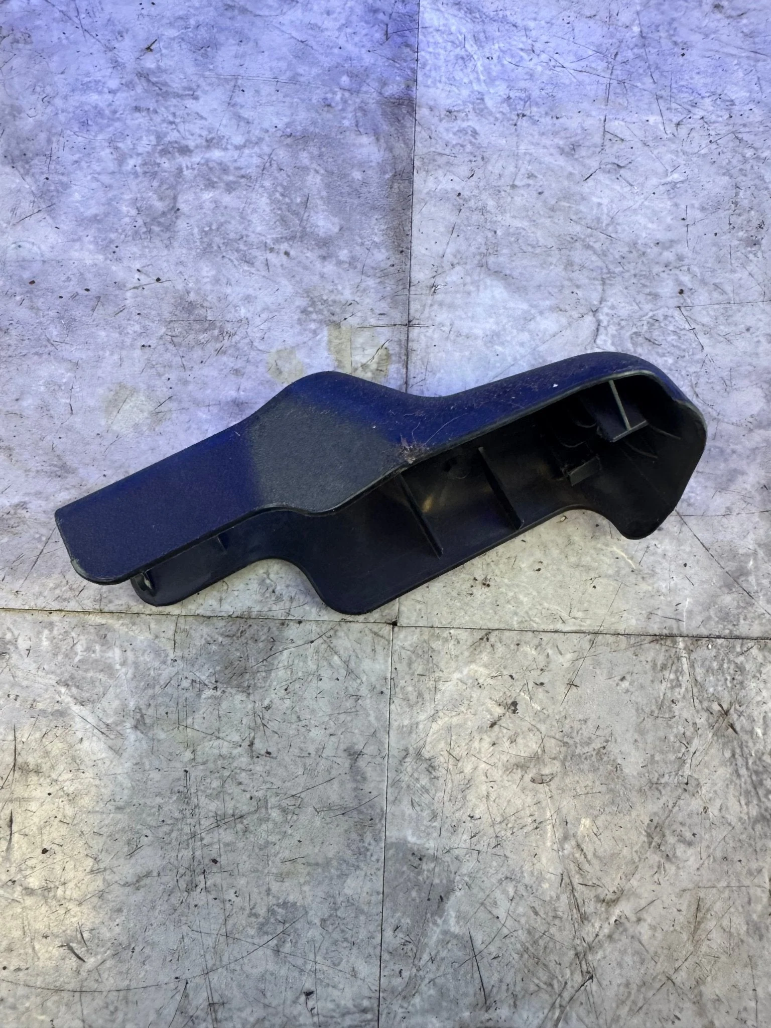 2002-2007 Subaru Front Left Seat OEM Rail Cover Wrx/sti B5 - Image 4