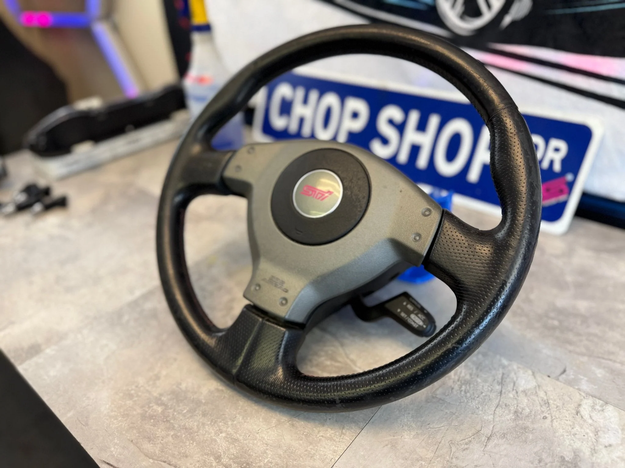 OEM Subaru STi steering wheel complete 2004 02-04 ( wrx swap )