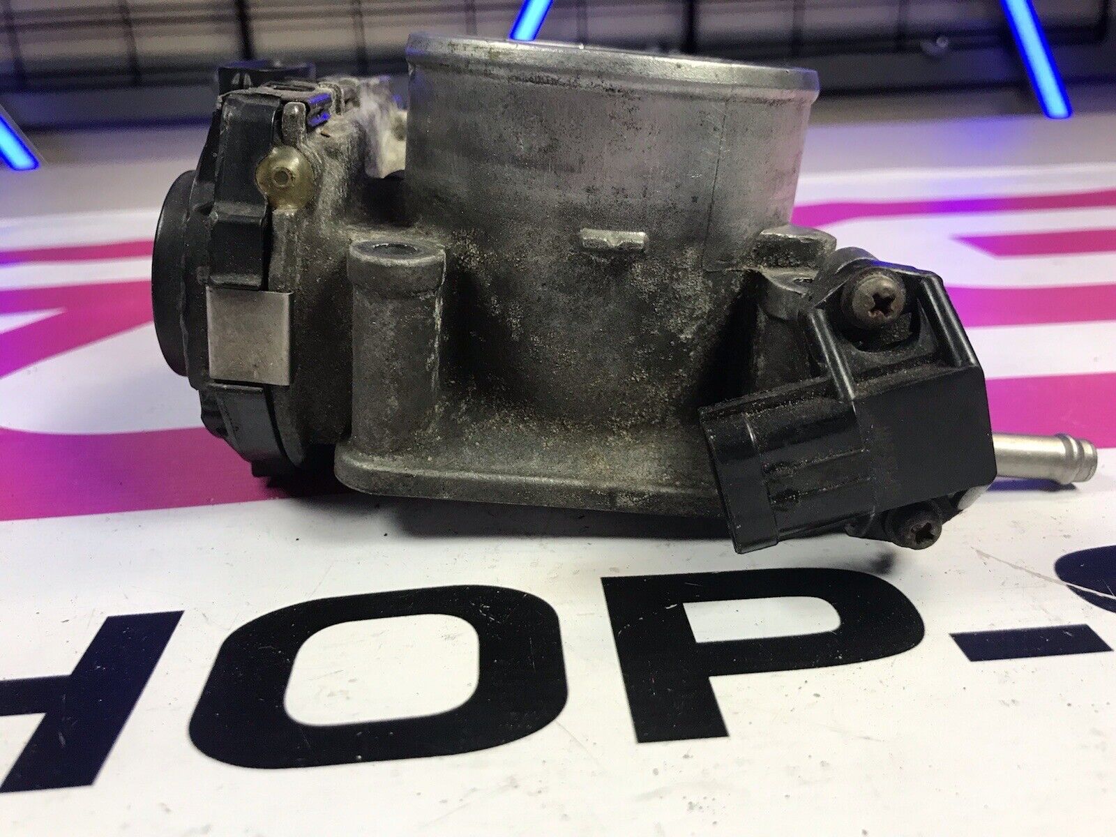 2006 Subaru Impreza STi Throttle OEM Body Assembly Omni 4 Bar MAP Sensor - Image 3