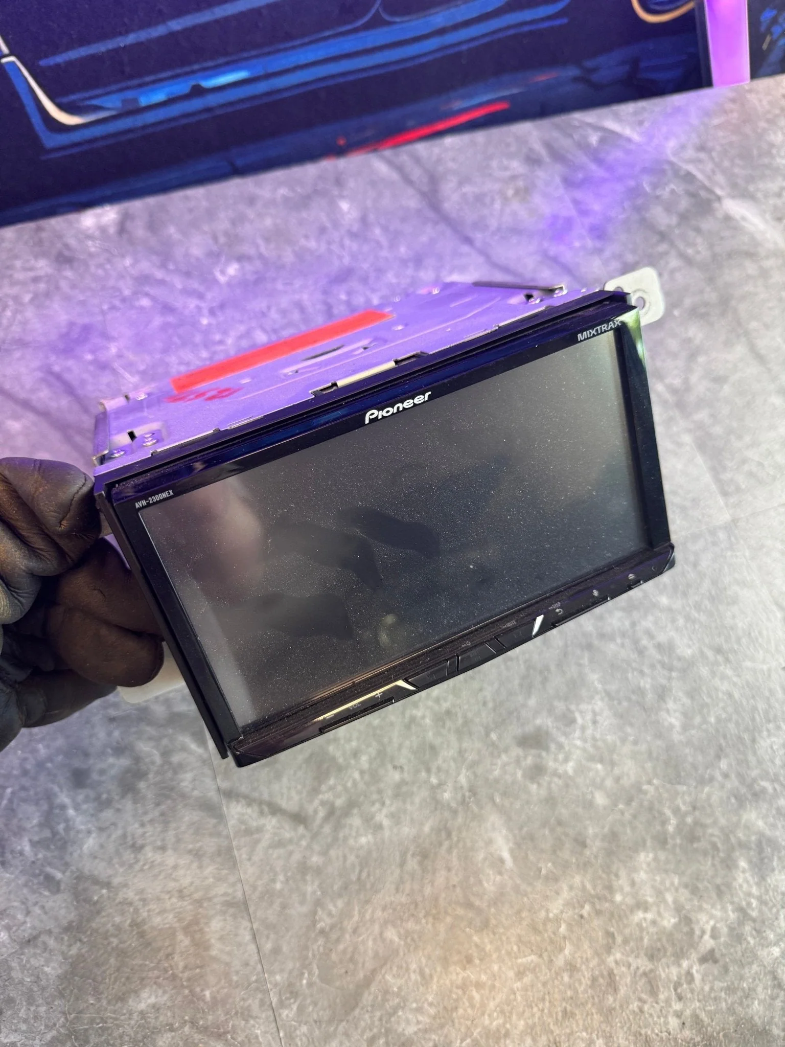 Pioneer AVH-2300NEX Double Din Headunit Radio Assembly Subaru Bracket B5