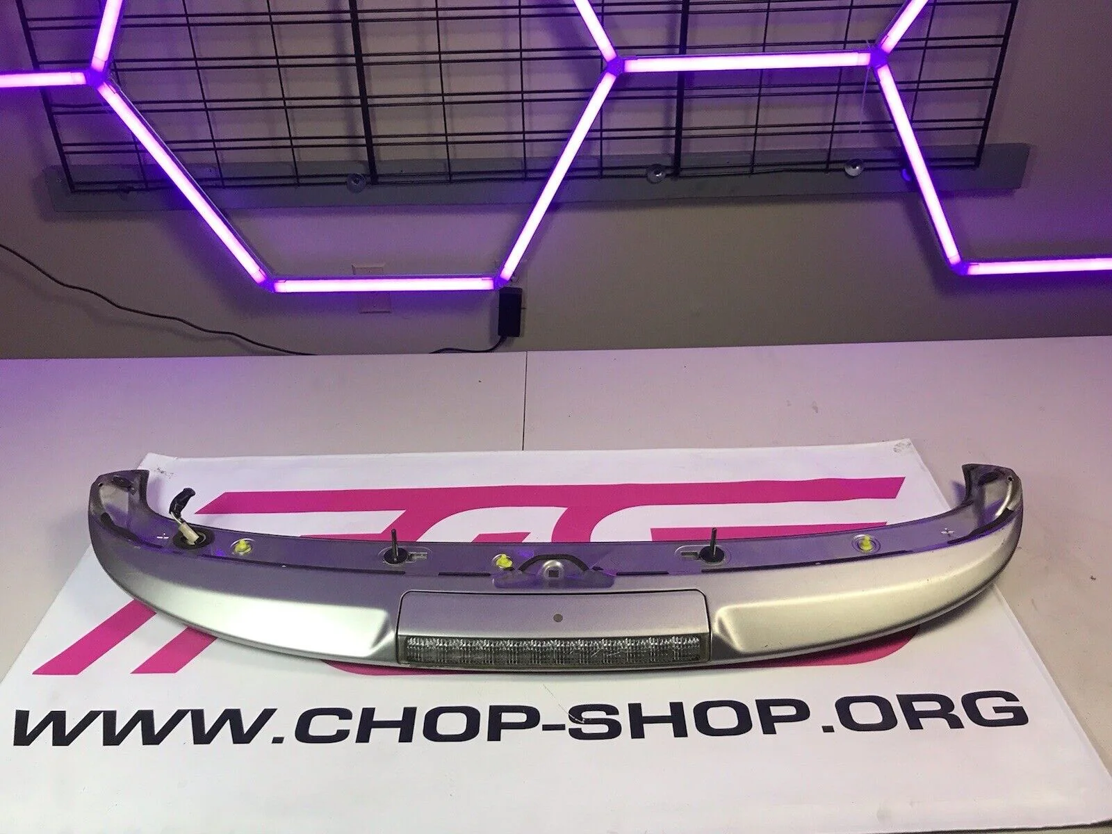 2005-2006 OEM Saabaru Saab 9-2x Rear Wagon Wing - Image 5