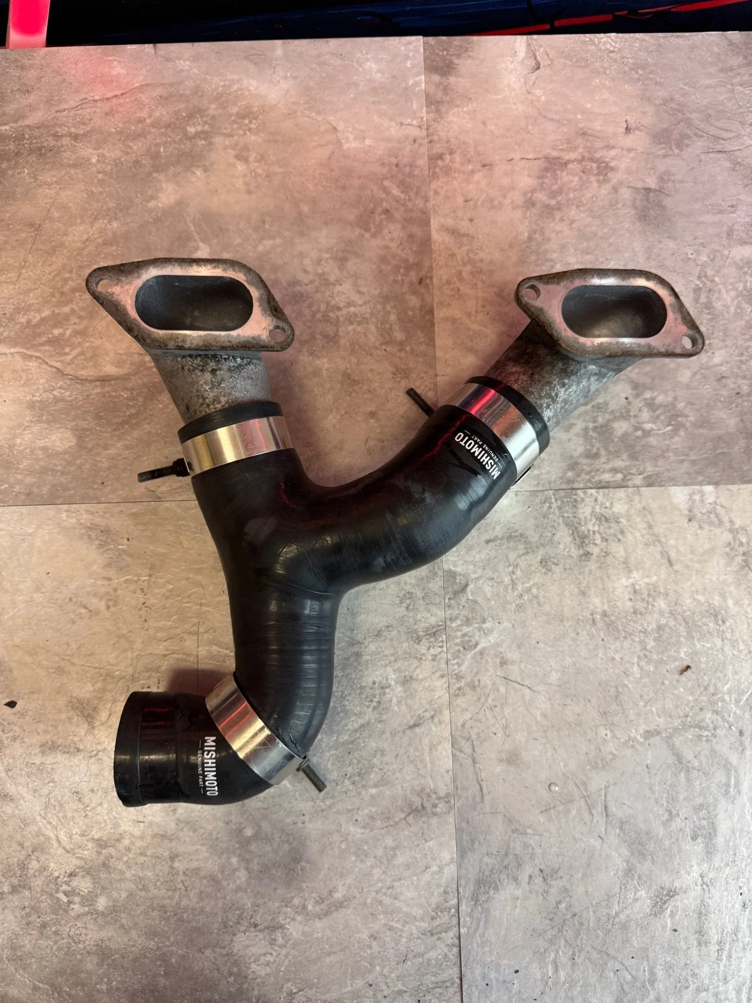 2002-2007 Subaru WRX Intercooler Y-pipe Mishimoto Silicone Hose - Image 2