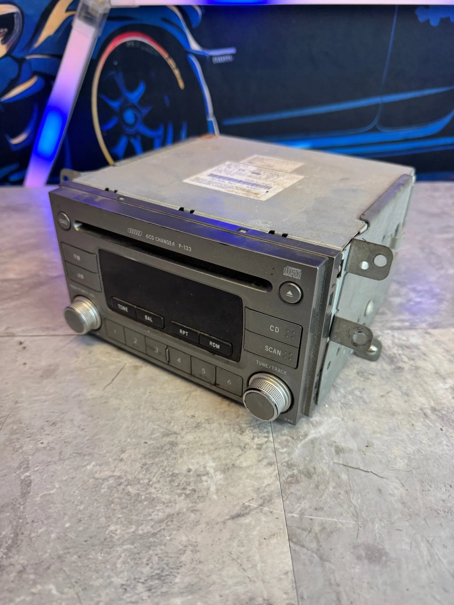 2004-2006 Subaru Impreza 6 Disc OEM Radio Control Unit Stereo Deck B5