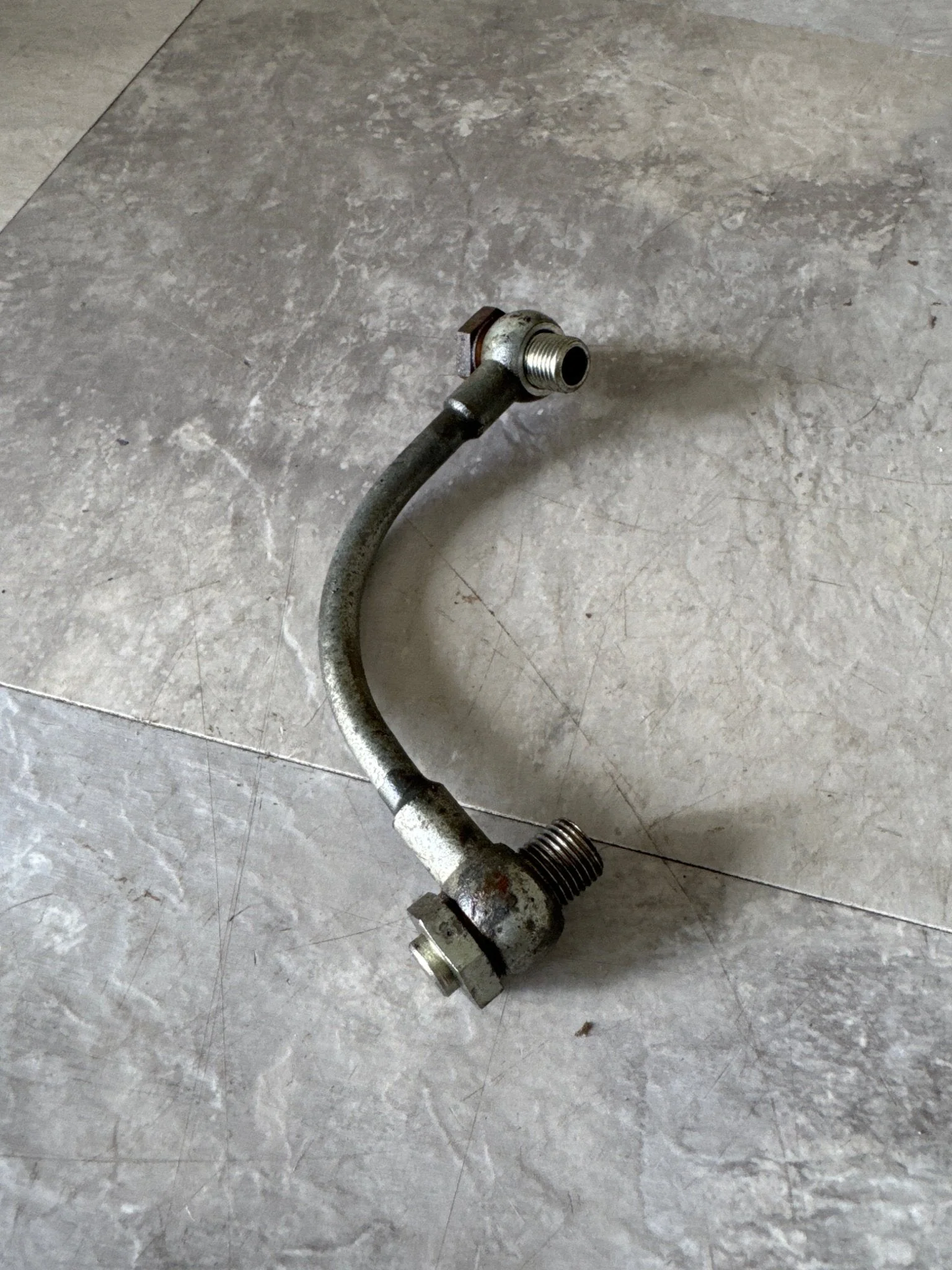 Subaru OEM Cylinder Head Oil Line G2