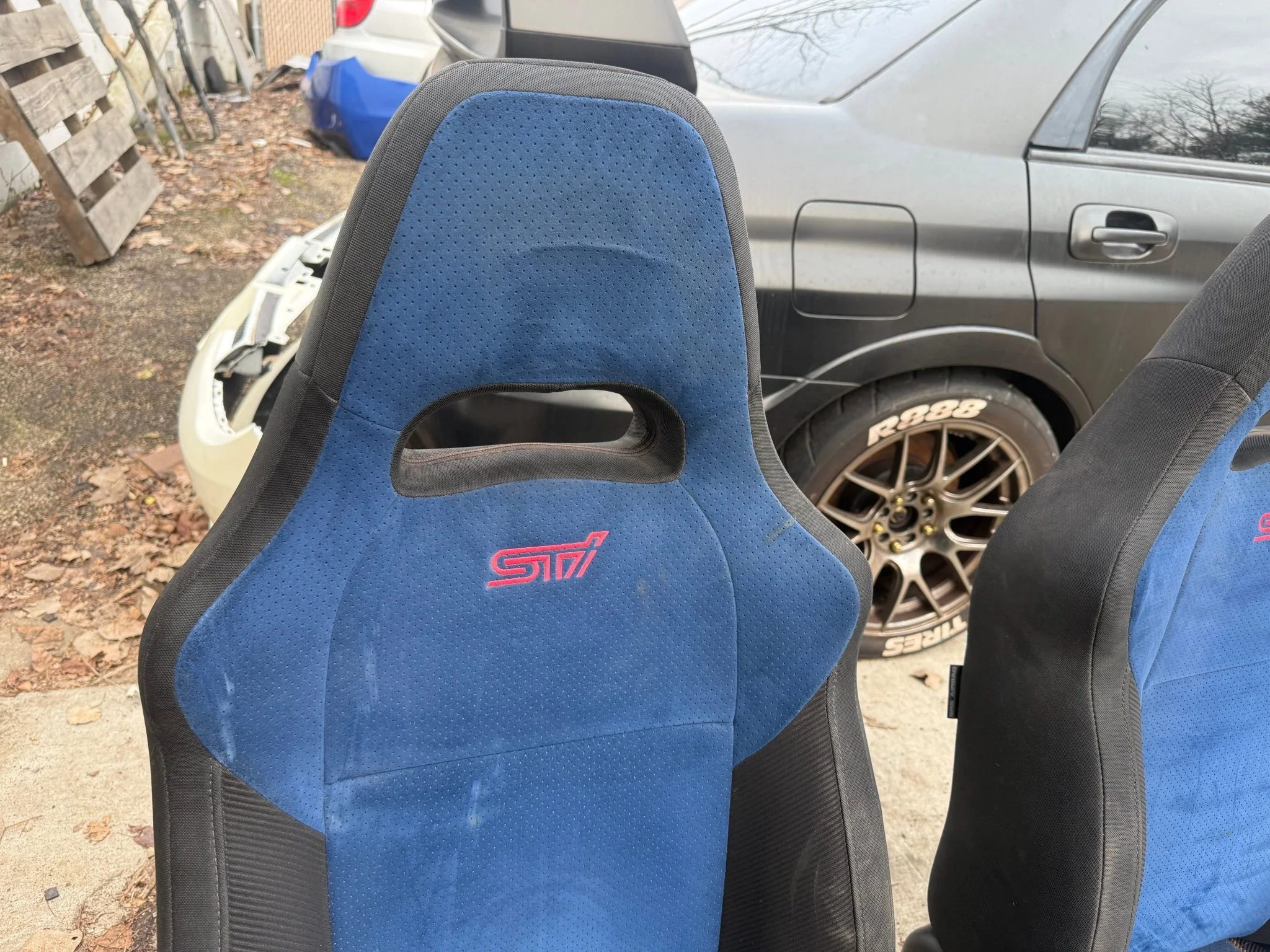 SUBARU STi front seat pair & rear WRX swap blue oem alcantara 2002-2007 pink cherry blossom logo - Image 3
