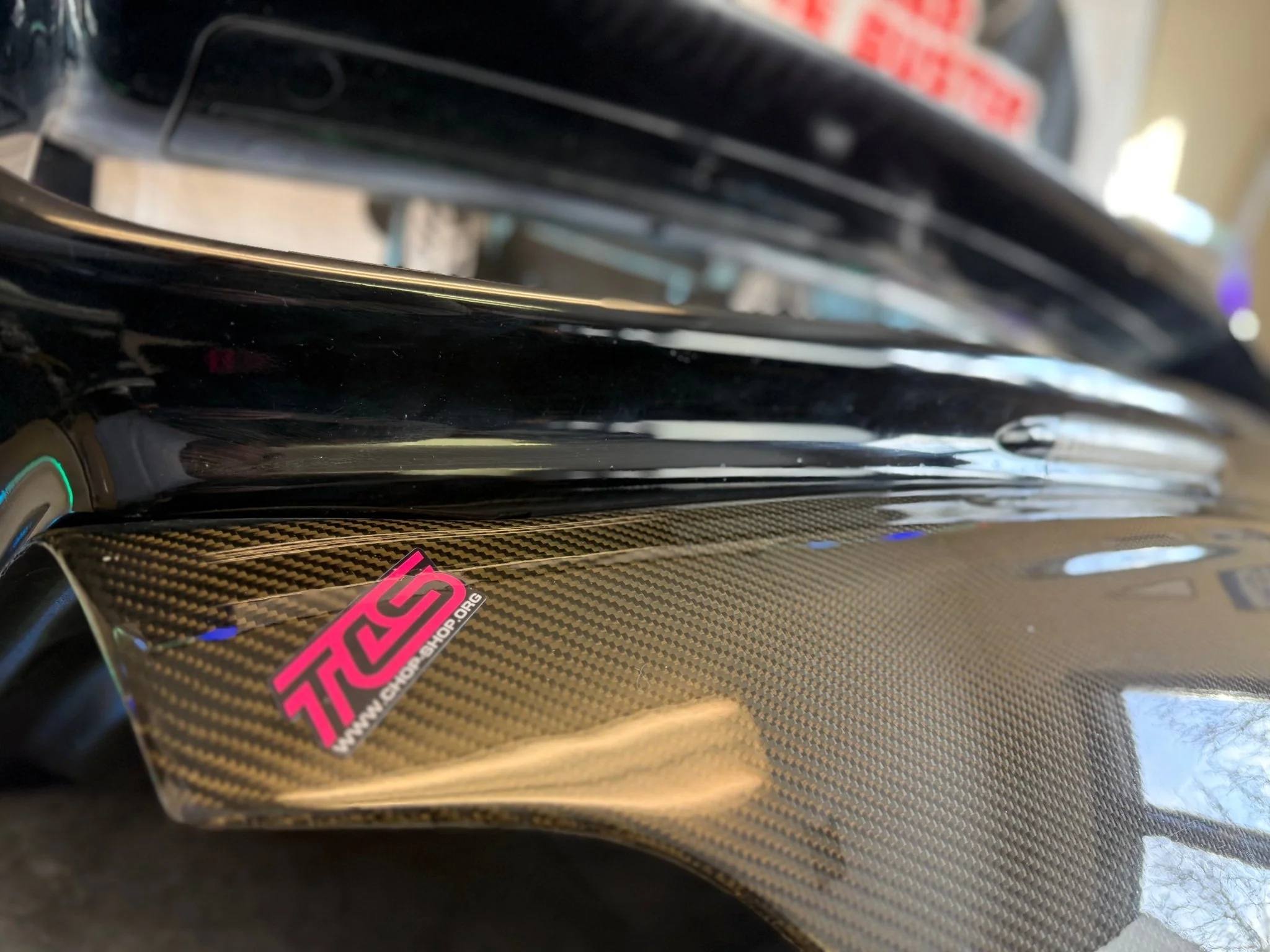 VIS carbon fiber oem style trunk w/ black oem STi wing Subaru wrx 2002-2007 sedan - Image 12