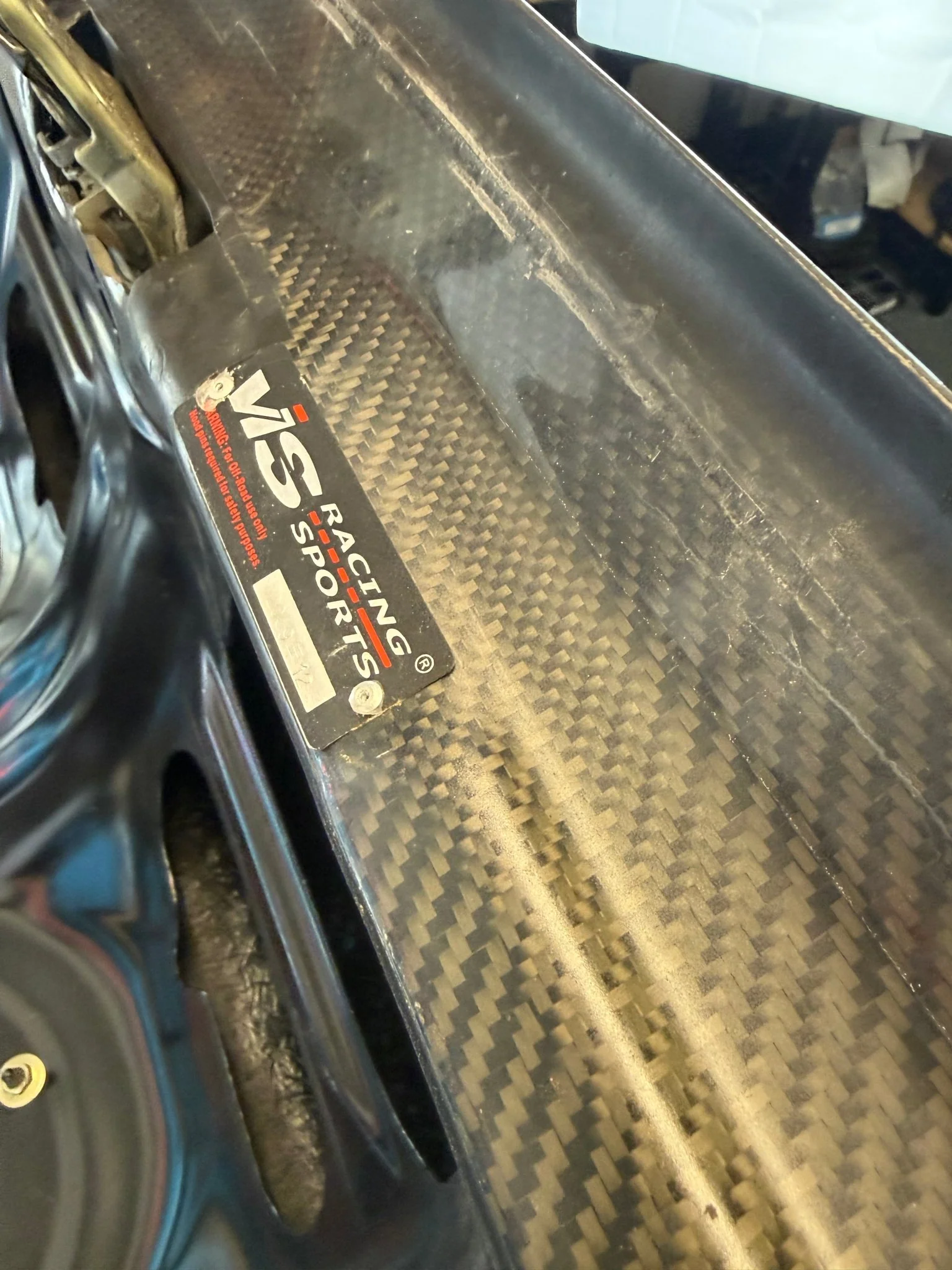 VIS carbon fiber oem style trunk w/ black oem STi wing Subaru wrx 2002-2007 sedan - Image 7